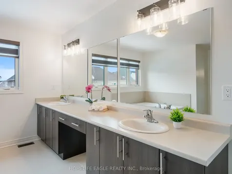 27 Scarlet Way Bradford West Gwillimbury ON L3Z 0T4