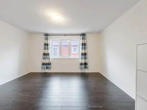 27 Scarlet Way Bradford West Gwillimbury ON L3Z 0T4