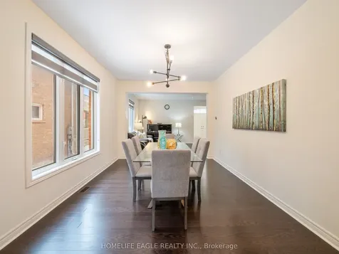 27 Scarlet Way Bradford West Gwillimbury ON L3Z 0T4