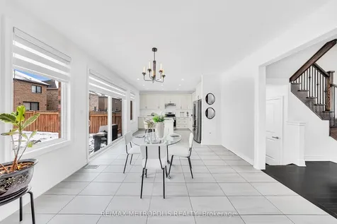 983 Langford Boulevard Bradford West Gwillimbury ON L3Z 4K9