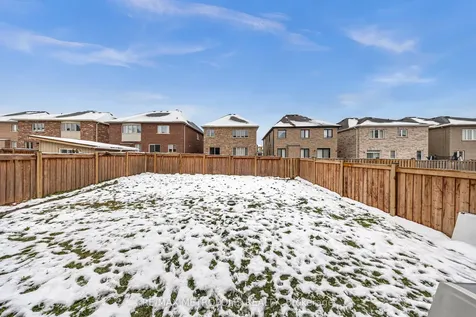 983 Langford Boulevard Bradford West Gwillimbury ON L3Z 4K9