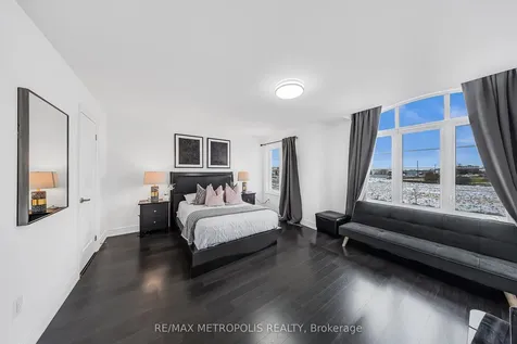 983 Langford Boulevard Bradford West Gwillimbury ON L3Z 4K9