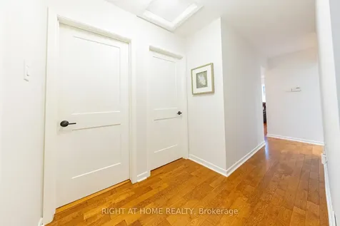 27 Bigwin Drive Aurora ON L4G 3C4