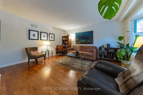 27 Bigwin Drive Aurora ON L4G 3C4