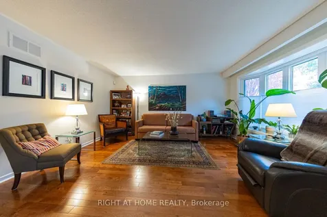 27 Bigwin Drive Aurora ON L4G 3C4