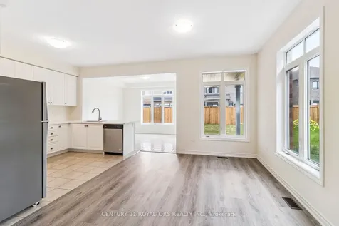 25 Ferragine Crescent Bradford West Gwillimbury ON L3Z 4J9