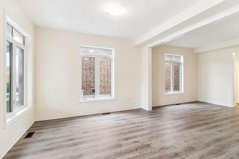 25 Ferragine Crescent Bradford West Gwillimbury ON L3Z 4J9