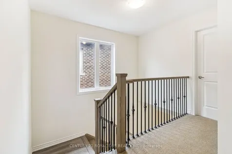 25 Ferragine Crescent Bradford West Gwillimbury ON L3Z 4J9