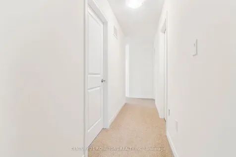 25 Ferragine Crescent Bradford West Gwillimbury ON L3Z 4J9