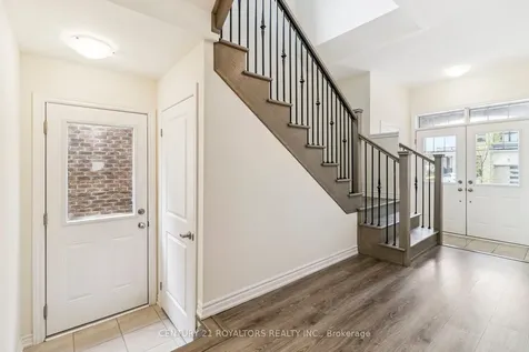 25 Ferragine Crescent Bradford West Gwillimbury ON L3Z 4J9