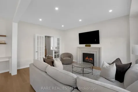 206 Stevenson Crescent Bradford West Gwillimbury ON L3Z 0T1