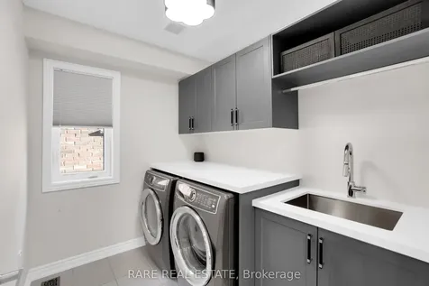 206 Stevenson Crescent Bradford West Gwillimbury ON L3Z 0T1