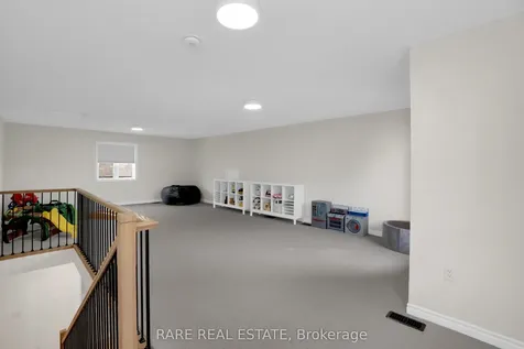 206 Stevenson Crescent Bradford West Gwillimbury ON L3Z 0T1