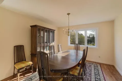 62 Devlin Place Aurora ON L4G 5W8