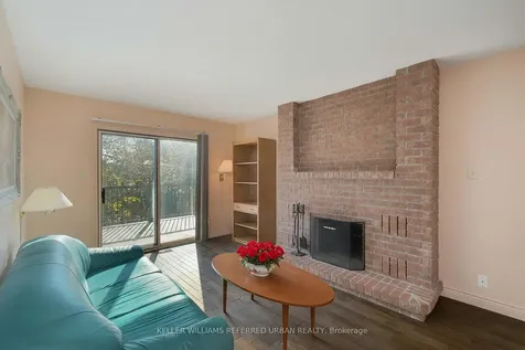 62 Devlin Place Aurora ON L4G 5W8