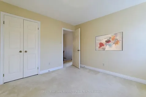 62 Devlin Place Aurora ON L4G 5W8