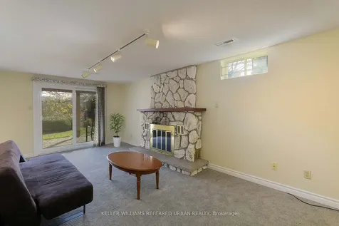 62 Devlin Place Aurora ON L4G 5W8