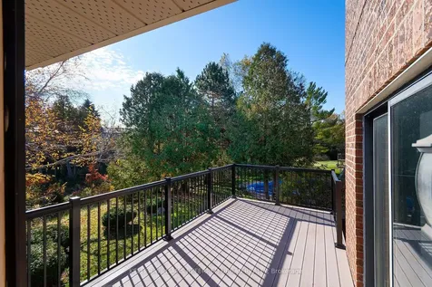 62 Devlin Place Aurora ON L4G 5W8