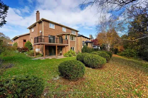 62 Devlin Place Aurora ON L4G 5W8