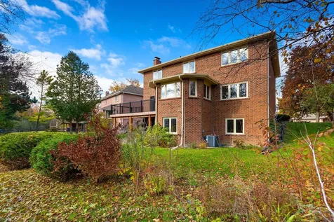 62 Devlin Place Aurora ON L4G 5W8