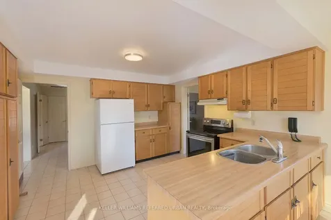 62 Devlin Place Aurora ON L4G 5W8