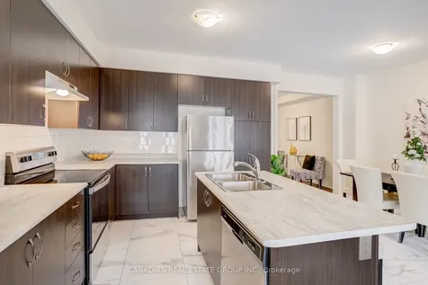 44 Blackwell Crescent Bradford West Gwillimbury ON L3Z 4L3