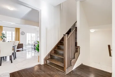 44 Blackwell Crescent Bradford West Gwillimbury ON L3Z 4L3