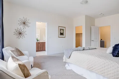 44 Blackwell Crescent Bradford West Gwillimbury ON L3Z 4L3