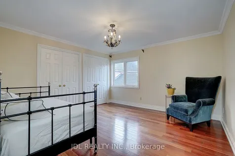 85 Marsh Harbour Court Aurora ON L4G 5Y8