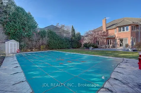 85 Marsh Harbour Court Aurora ON L4G 5Y8