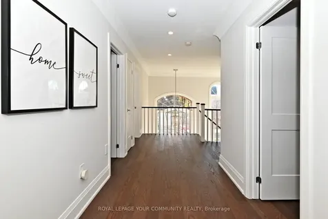 313 Willis Drive Aurora ON L4G 7M3