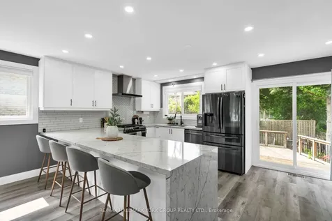 103 Wood Crescent Bradford West Gwillimbury ON L3Z 2G4