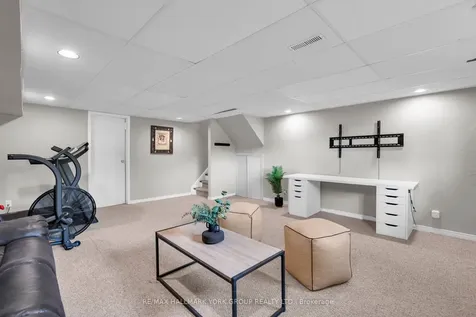 103 Wood Crescent Bradford West Gwillimbury ON L3Z 2G4