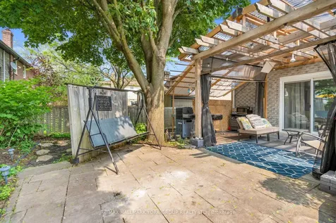 103 Wood Crescent Bradford West Gwillimbury ON L3Z 2G4