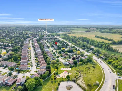 103 Wood Crescent Bradford West Gwillimbury ON L3Z 2G4