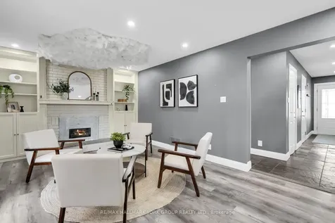 103 Wood Crescent Bradford West Gwillimbury ON L3Z 2G4