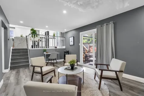 103 Wood Crescent Bradford West Gwillimbury ON L3Z 2G4