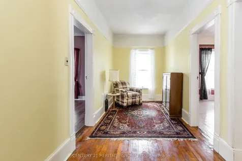 4 Thomas Street Adjala-tosorontio ON L0M 1K0