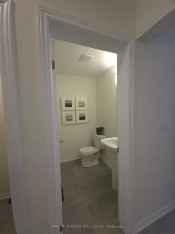 19 Inverness Way Bradford West Gwillimbury ON L3Z 0W4