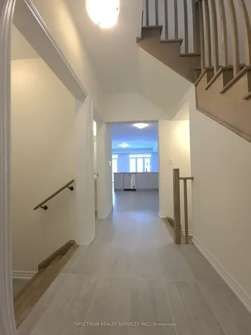 19 Inverness Way Bradford West Gwillimbury ON L3Z 0W4