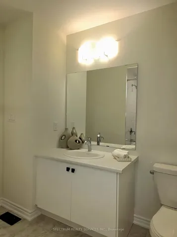 19 Inverness Way Bradford West Gwillimbury ON L3Z 0W4