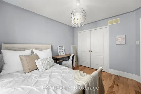 14 Weir Street Bradford West Gwillimbury ON L3Z 0K6