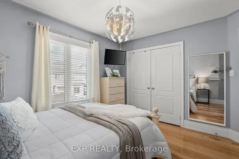 14 Weir Street Bradford West Gwillimbury ON L3Z 0K6