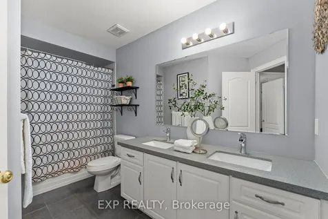 14 Weir Street Bradford West Gwillimbury ON L3Z 0K6