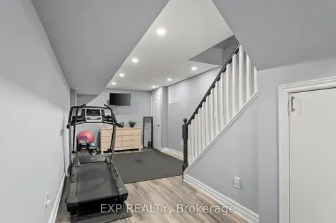 14 Weir Street Bradford West Gwillimbury ON L3Z 0K6