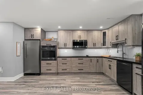 14 Weir Street Bradford West Gwillimbury ON L3Z 0K6