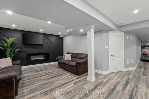 14 Weir Street Bradford West Gwillimbury ON L3Z 0K6