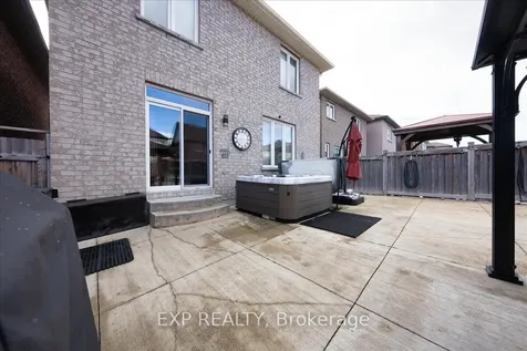 14 Weir Street Bradford West Gwillimbury ON L3Z 0K6