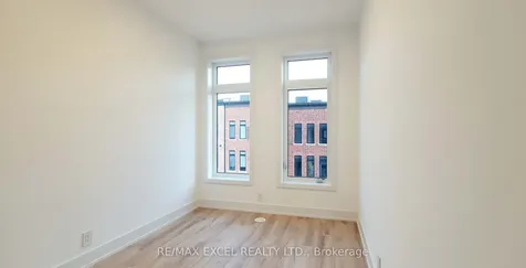 20 Chestnut Court Aurora ON L4G 4A4