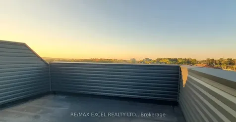 20 Chestnut Court Aurora ON L4G 4A4